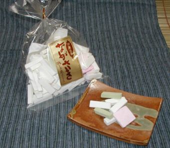 �ɉ�ɓ`��邨���َq�u�Ȃ������v�̐���