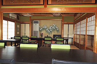 椅子席宴会場　写真