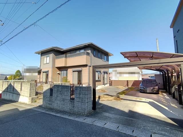 伊賀市緑ケ丘南町　2,700万円