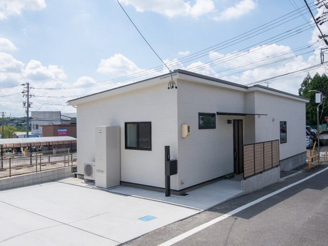 新築住宅　久米町