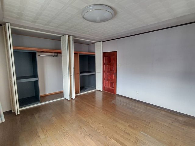 2階　8帖の洋室