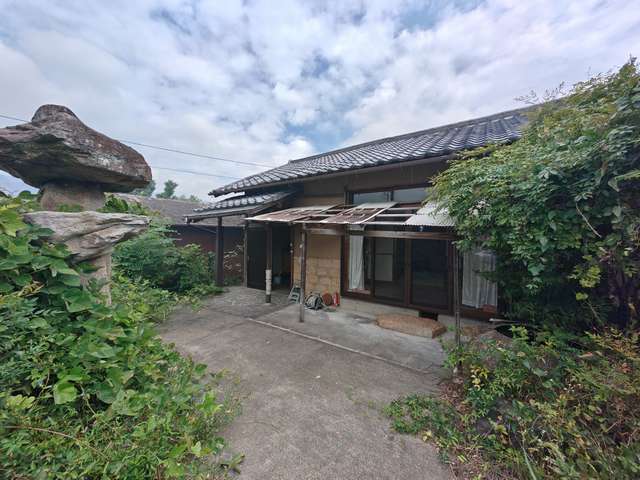 伊賀市岩倉 300万円